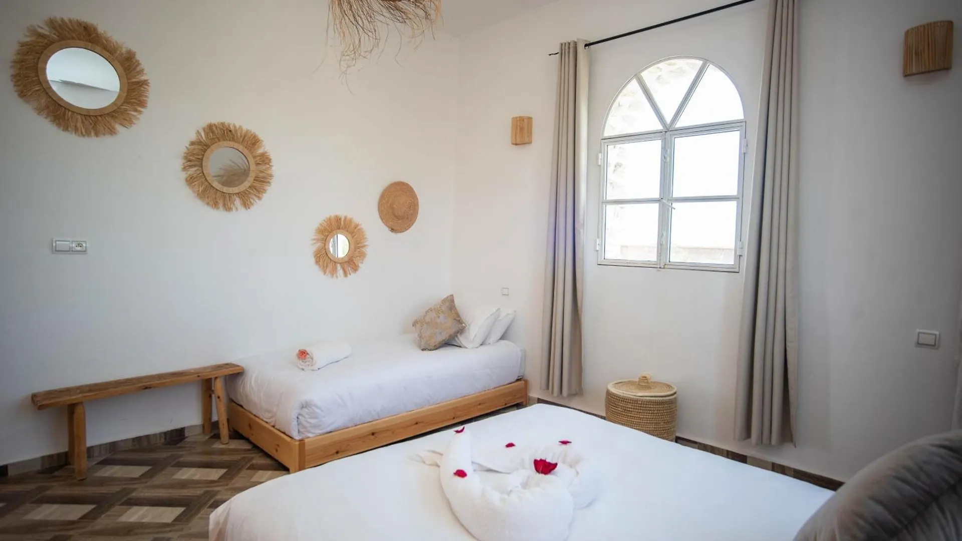 Villa Les Jardins Fleuris 4 Bedrooms Essaouira